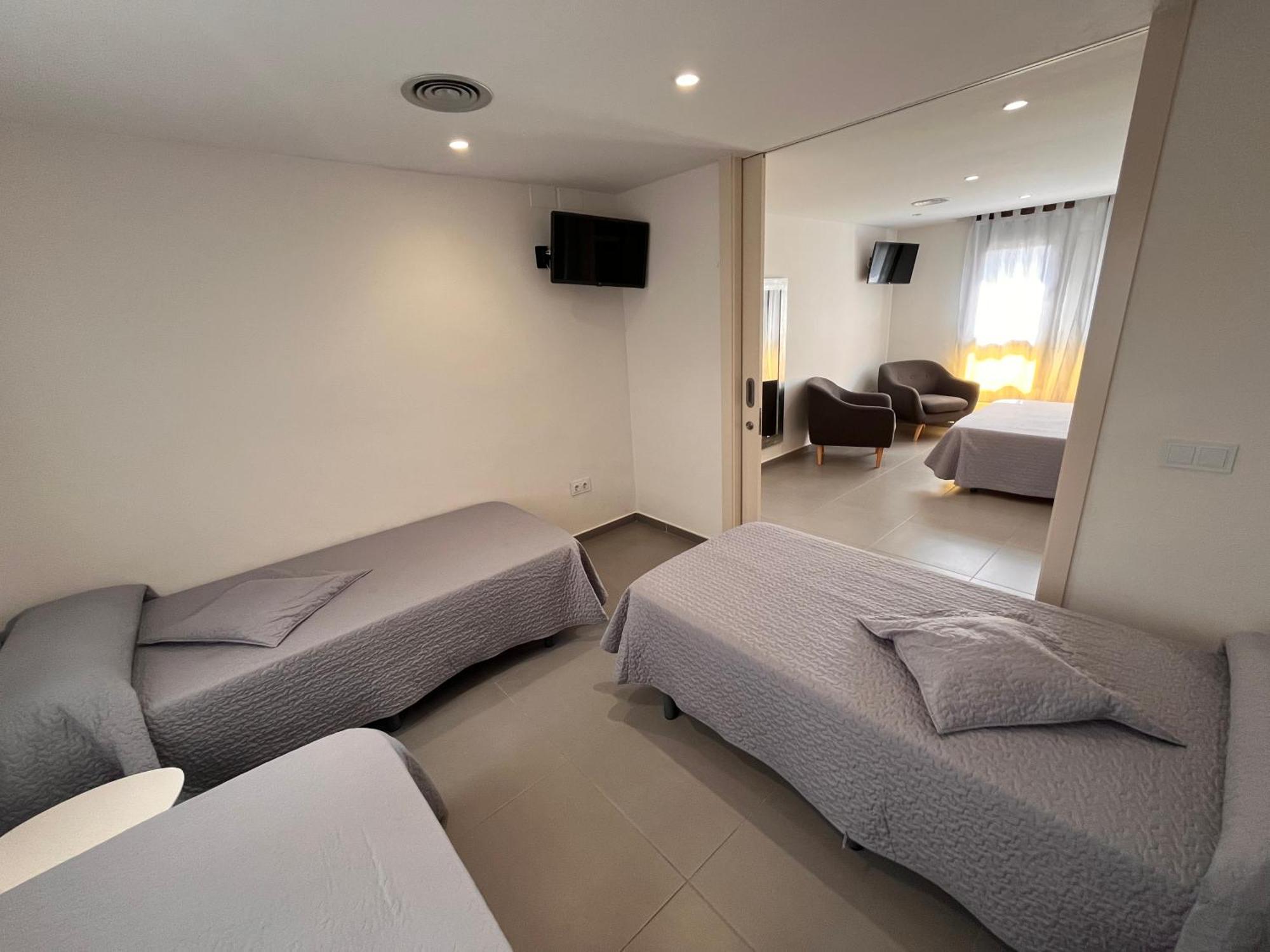 Hostal Tarres Anglés Kültér fotó