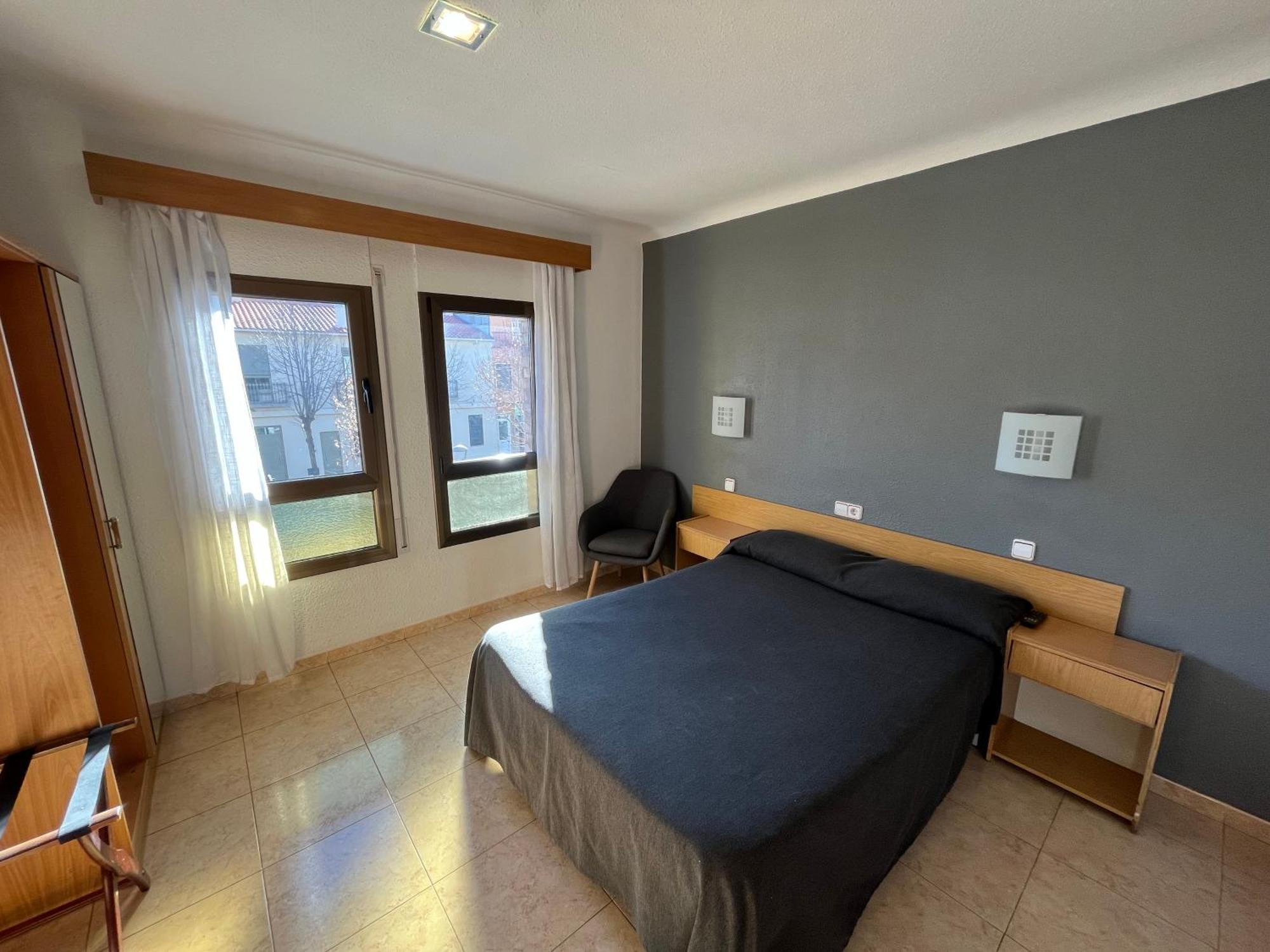 Hostal Tarres Anglés Szoba fotó