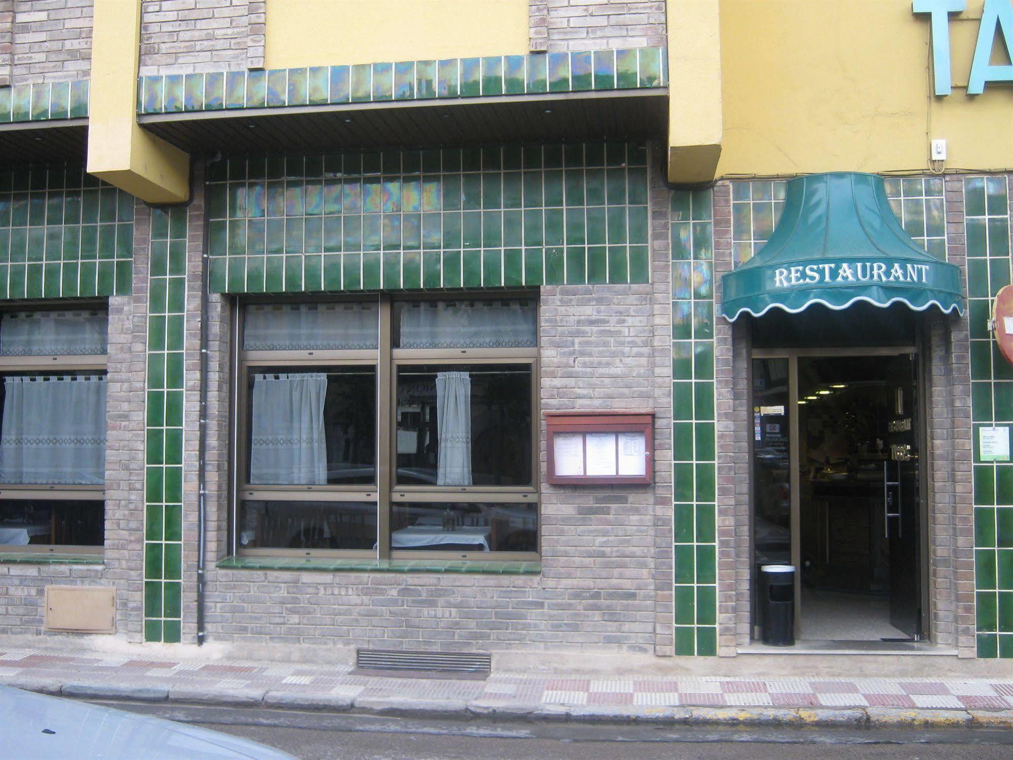 Hostal Tarres Anglés Kültér fotó
