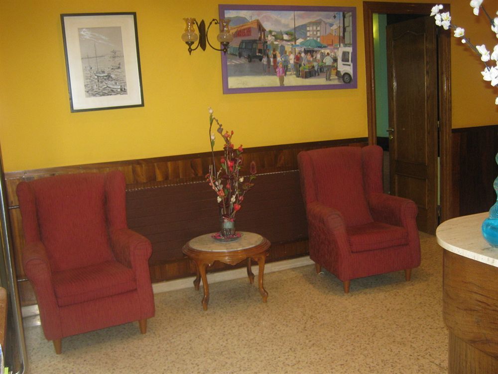 Hostal Tarres Anglés Kültér fotó